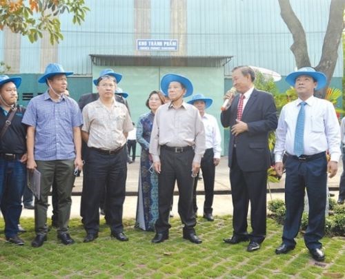 Hình ảnh nhà máy công ty Môi Trường Đô Thị Việt Nam