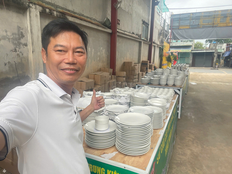 Đĩa sứ trắng cao cấp
