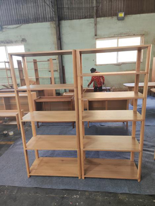 Kệ gỗ nhiều tầng