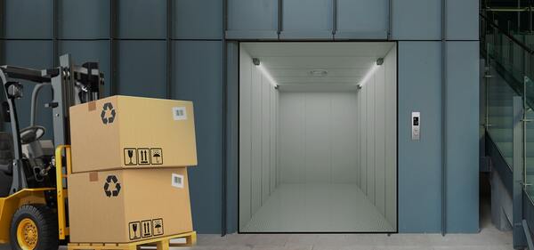 Thang máy tải hàng XO-HTVF