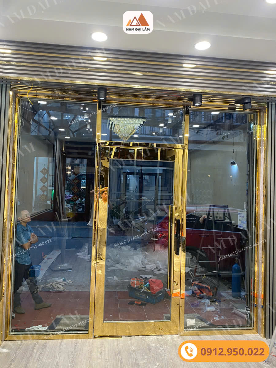 Cổng cửa inox mạ PVD - Công Ty TNHH Sản Xuất Và Thương Mại Nam Đại Lâm