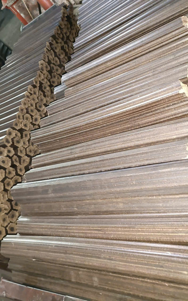 Than ép mùn cưa xuất khẩu Trung Đông