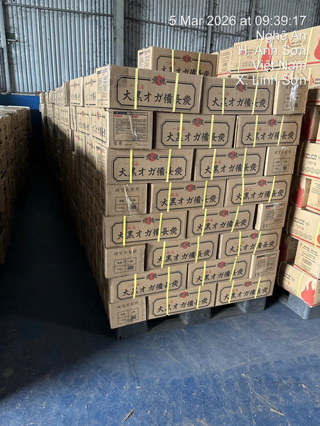 Than vuông xuất khẩu Nhật