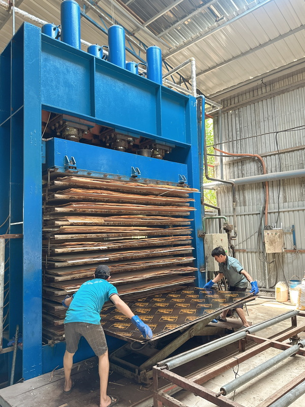 Hình ảnh nhà xưởng sản xuất Tín Phúc Phát