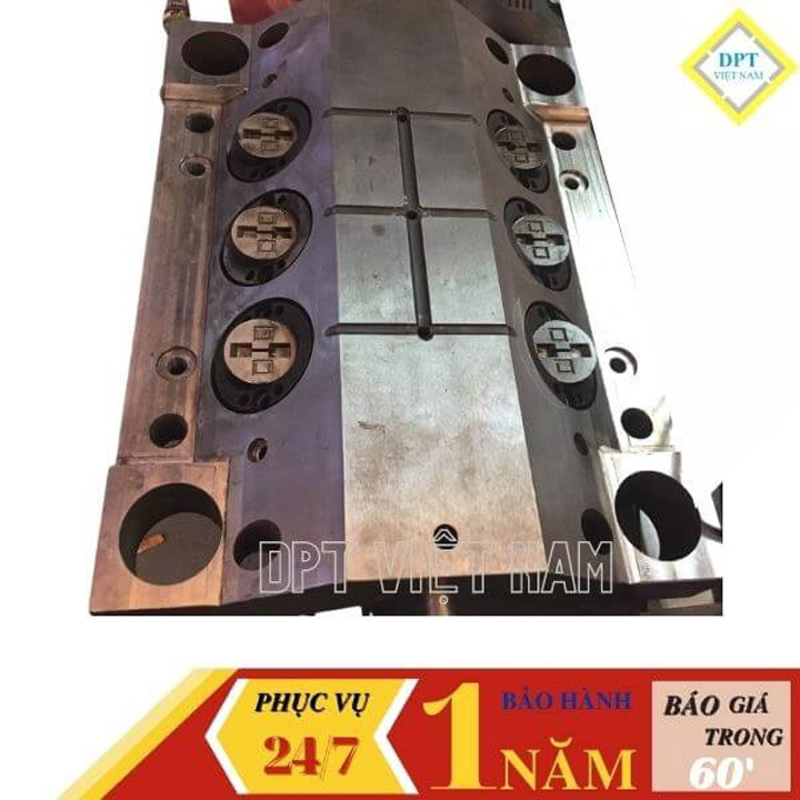 Khuôn Đúc Nhựa: Đui Check