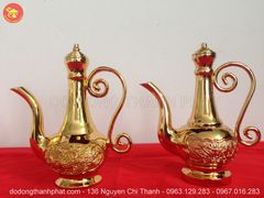 Bình rượu thờ cúng