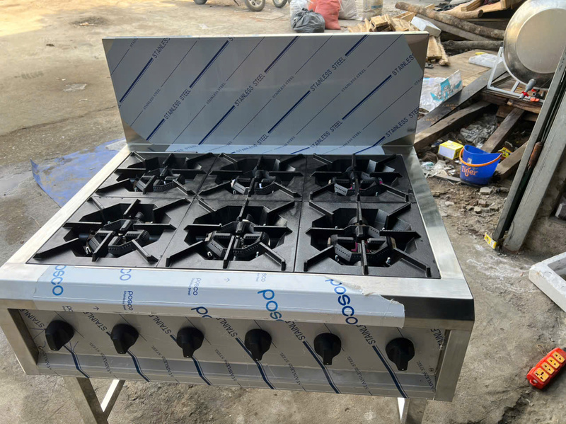 Bếp âu 6 họng
