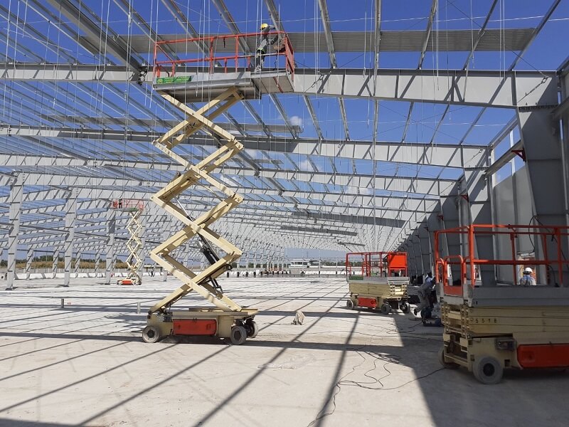 Xe nâng cắt kéo PCCC