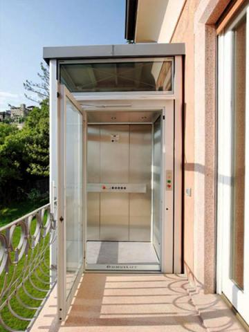 Thang máy gia đình