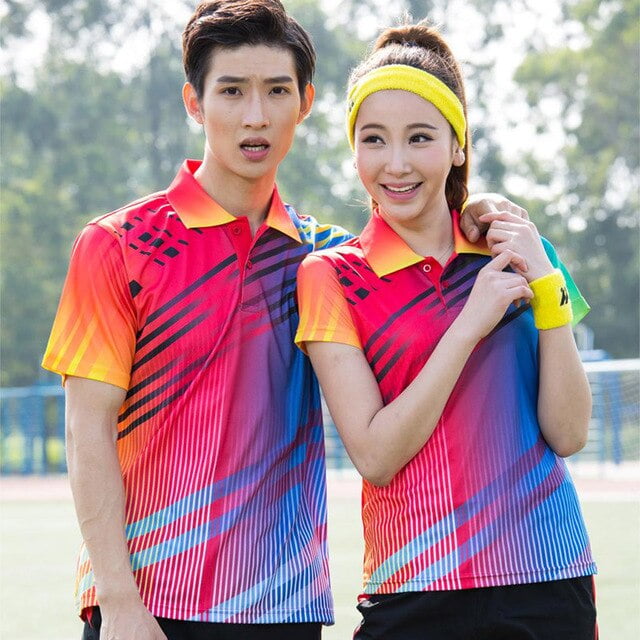 Áo thun đồng phục có tròn