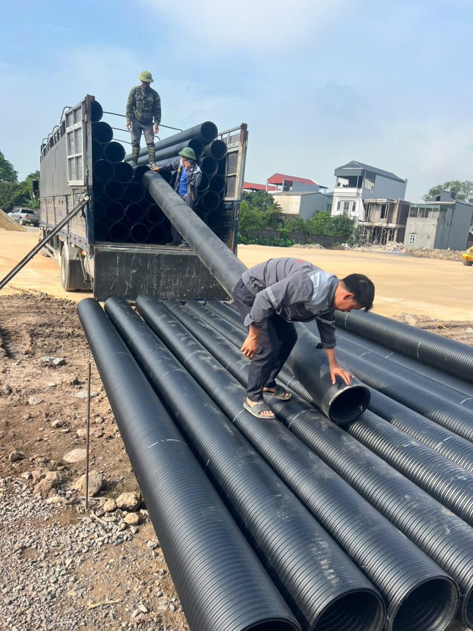 Ống nhựa gân xoắn HDPE 2 vách - ống Nhựa Solmax - Công Ty Cổ Phần Châu Giang Plastic