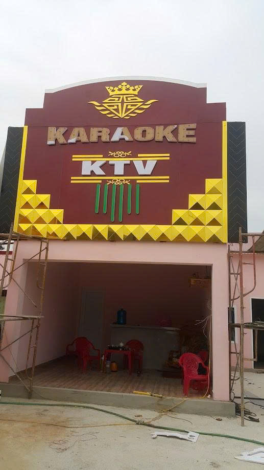 Bảng hiệu quảng cáo