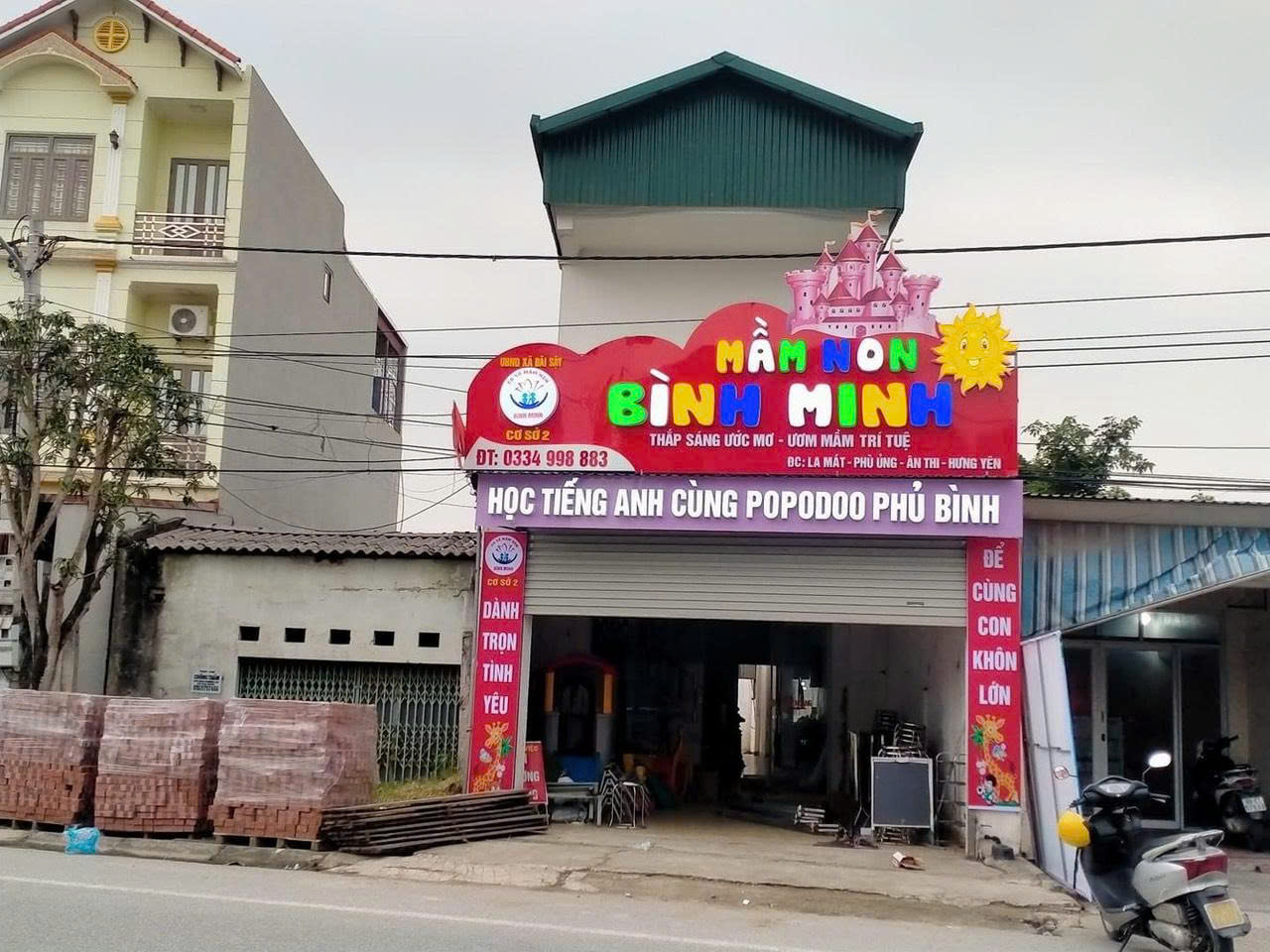 Bảng hiệu quảng cáo