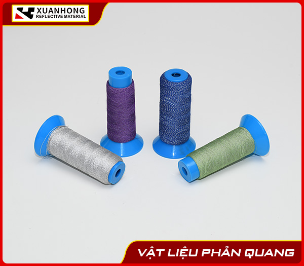 Chỉ phản quang màu