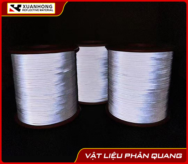 Sợi phản quang màu bạc sáng
