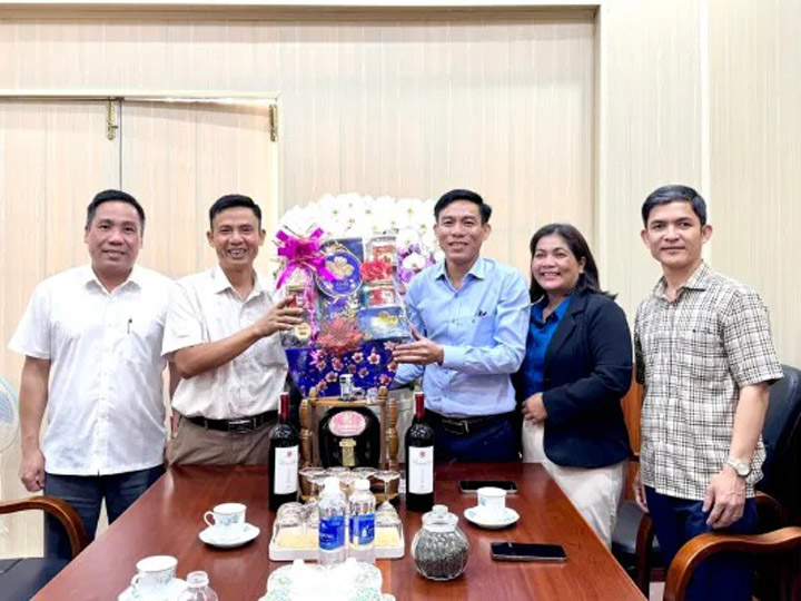 beCHAMP Thăm Và Chúc Tết Lãnh Đạo Xã Trường Xuân