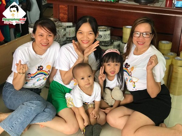 In áo đồng phục nhóm
