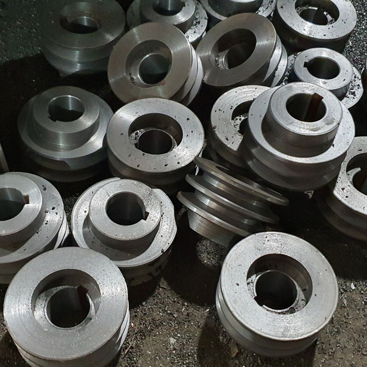 Puly đặc có vấu rãnh