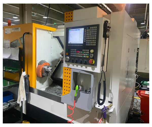 Máy tiện CNC PC400K