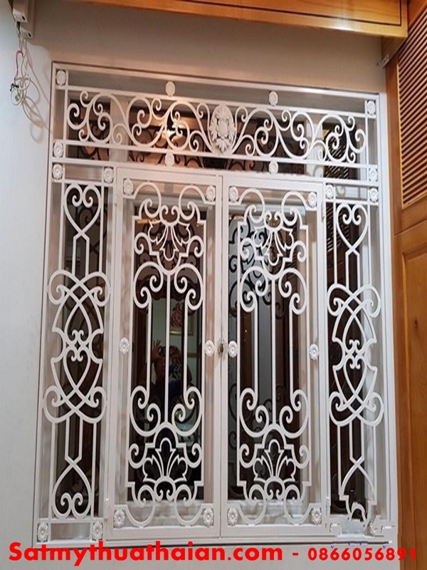 Cửa sổ sắt mỹ thuật CS09