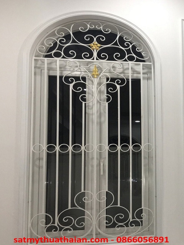 Cửa sổ sắt mỹ thuật CS16