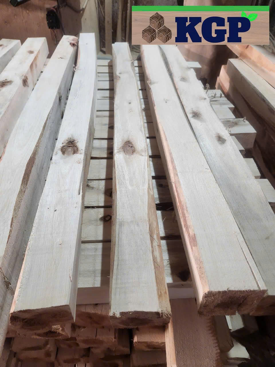 Gỗ đóng pallet