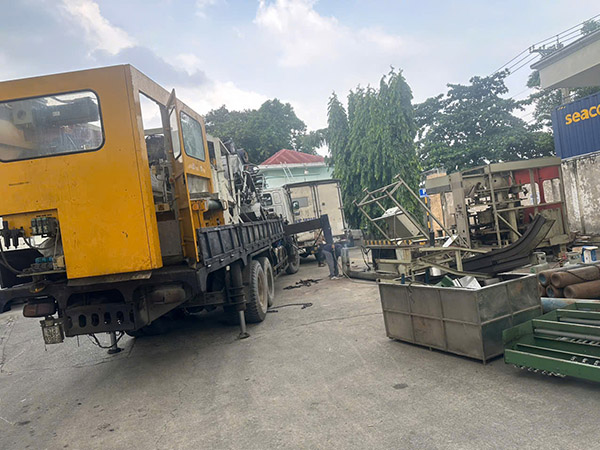 Thu mua phế liệu máy móc