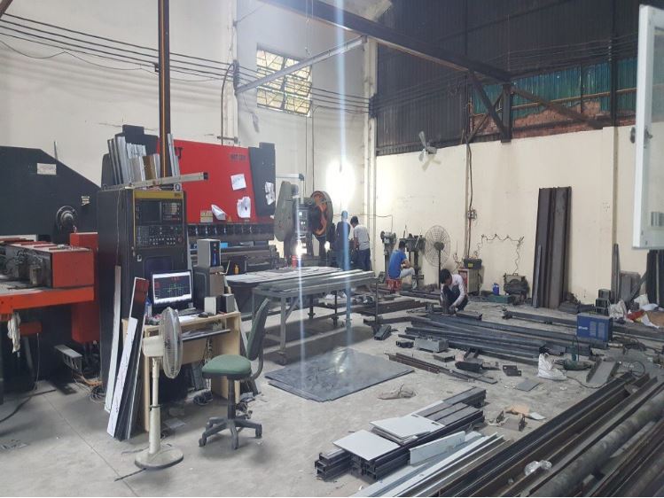 Cung cấp, lắp đặt thang máy