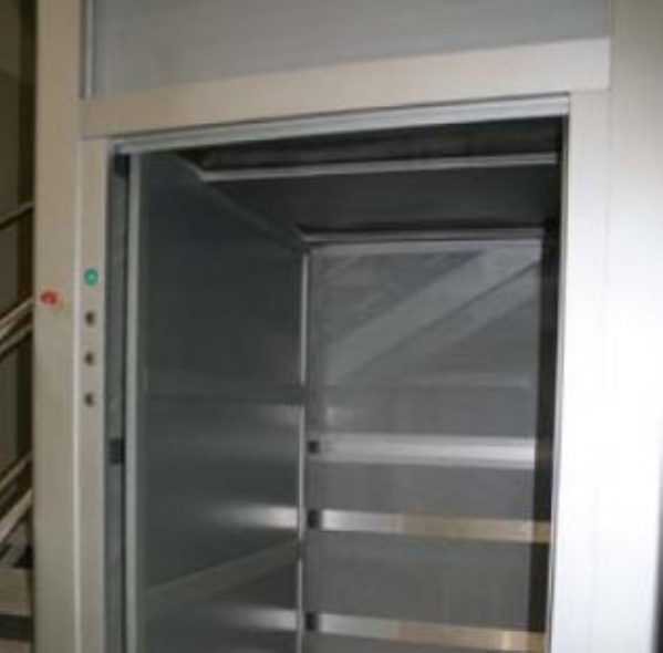 Thang máy tải thực phẩm