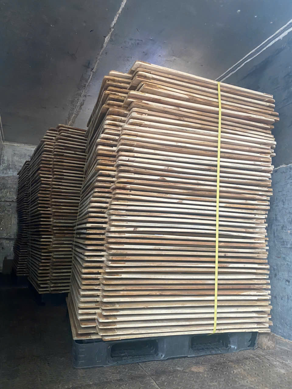 Pallet gỗ