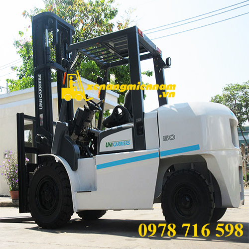 Xe nâng dầu TCM