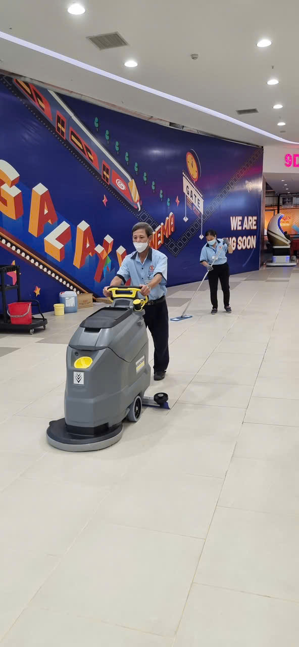 Dịch vụ vệ sinh siêu thị