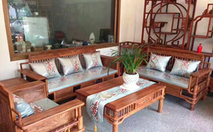 Đệm ghế gỗ