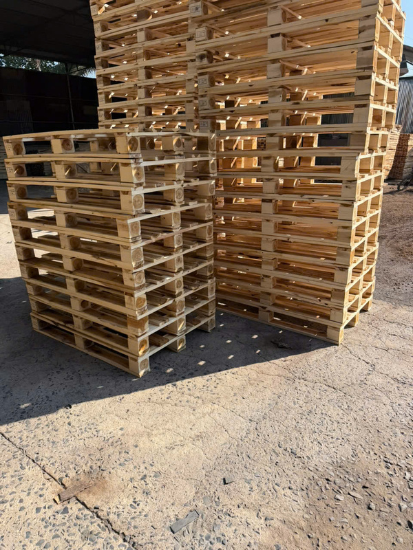 Pallet gỗ các loại