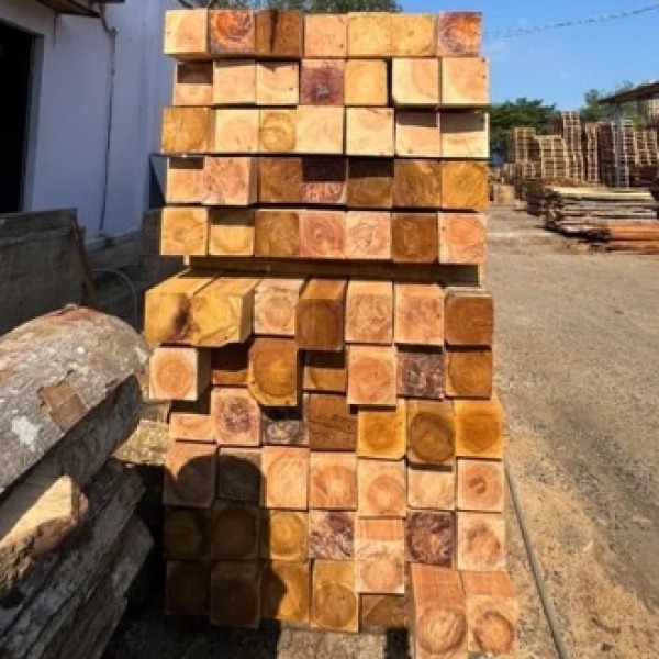 Gỗ kê hàng