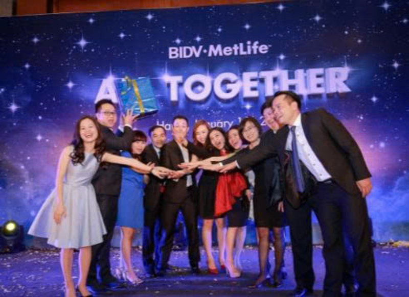 Tổ chức Year End Party