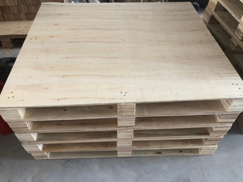 Pallet gỗ