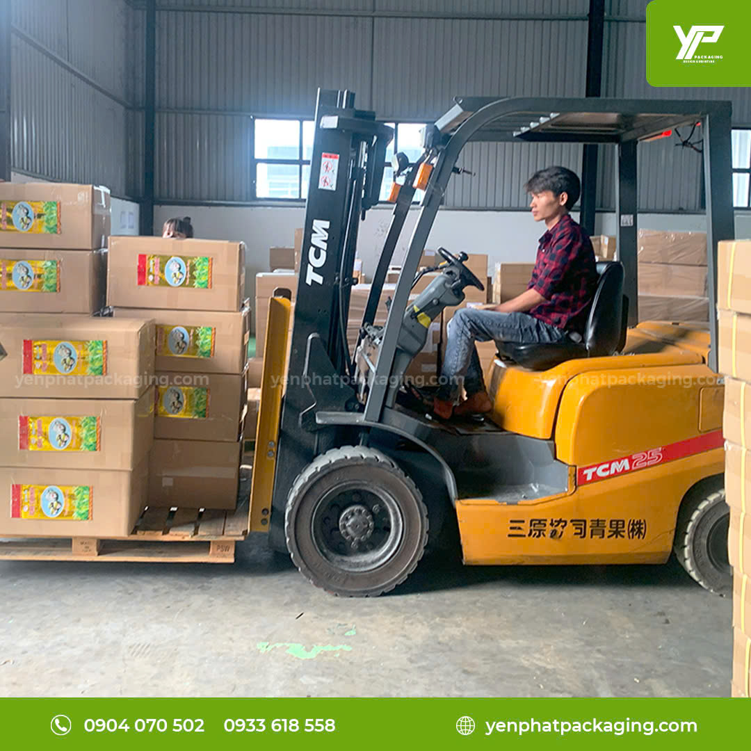 Hình ảnh kho hàng công ty Bao Bì Yến Phát