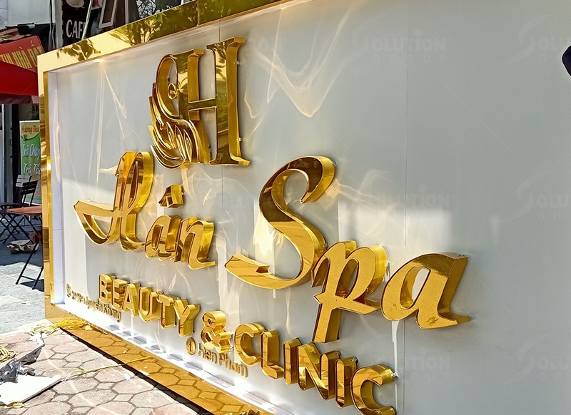 Bảng hiệu chữ nổi