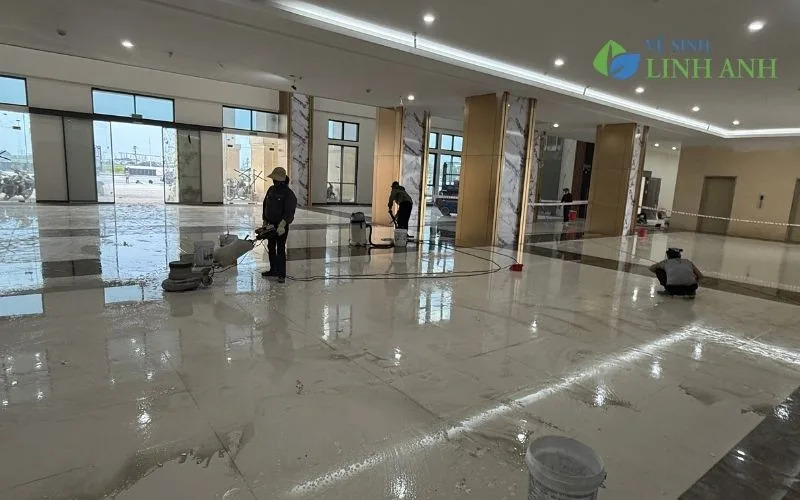 Dịch vụ vệ sinh văn phòng