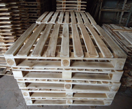 Pallet gỗ 4 hướng nâng