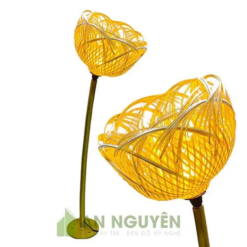 Mẫu đèn hoa tre trang trí
