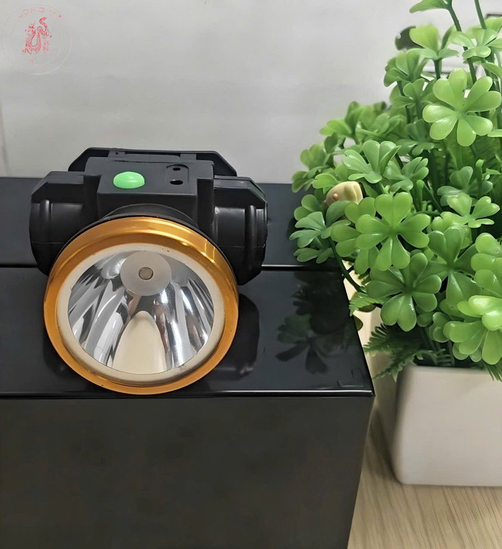 Đèn pin nhỏ gọn đa năng