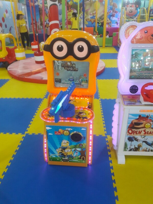 Máy bắn súng đơn Minion