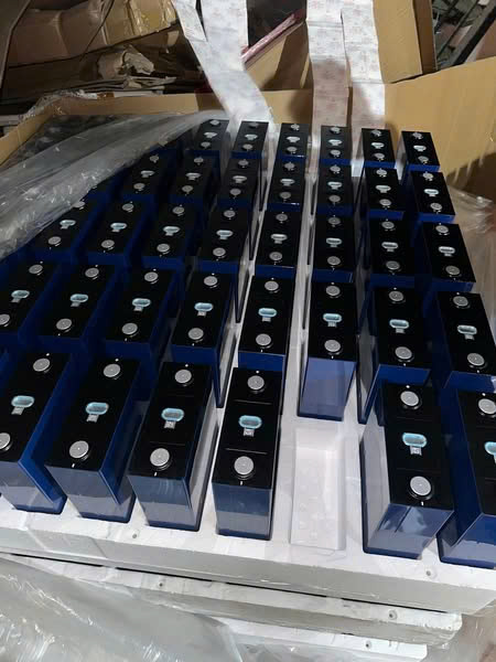 Pin lithium