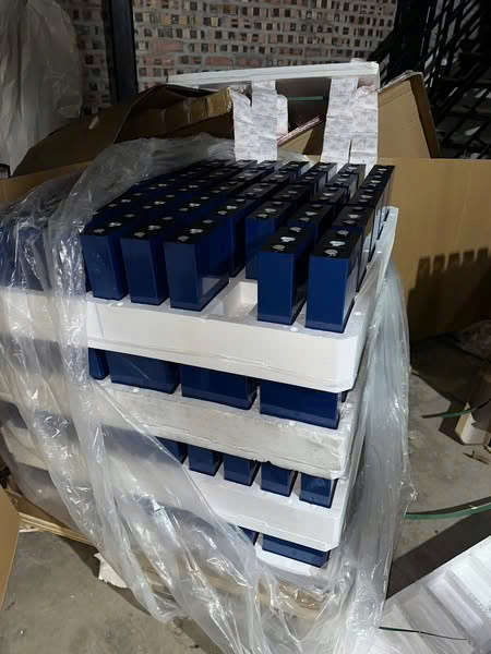 Pin lithium