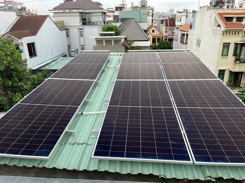 Hoàn thành công trình Hybrid có lưu trữ 7.8kWp cho gia đình anh Hiển ở Q7, HCM