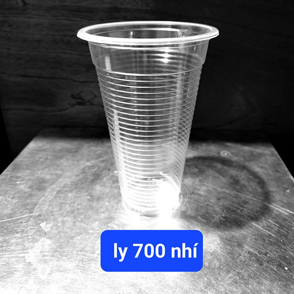 Ly 700 nhí