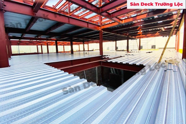 Sàn deck 0.65mm