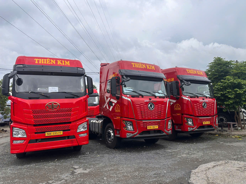 Vận tải container